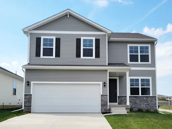 2205 N Summercrest St, Indianola, IA 50125