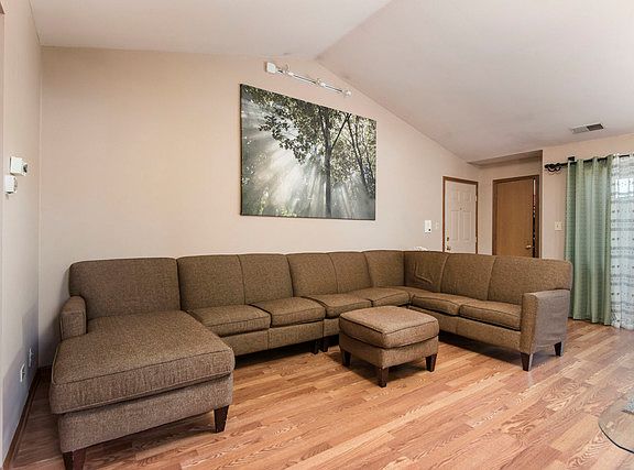 5th image of 8205 Millstone Dr #8-3D