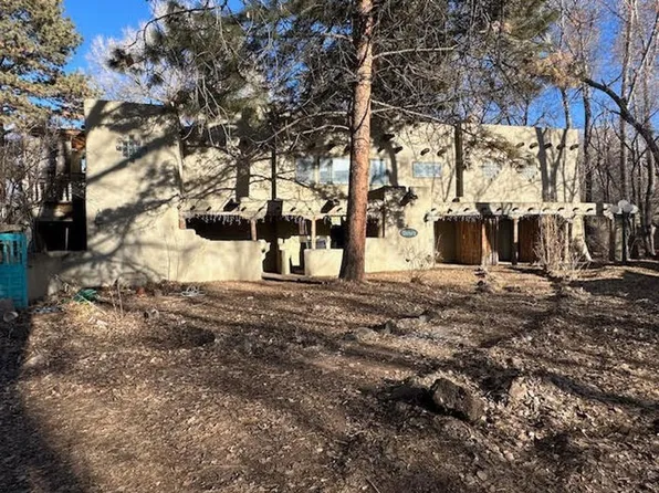 110 Mabel Dodge Ln #A, Taos, NM 87571