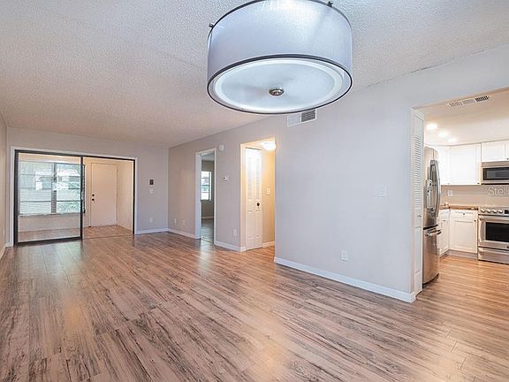 4th image of 3034 Eastland Blvd Unit D106