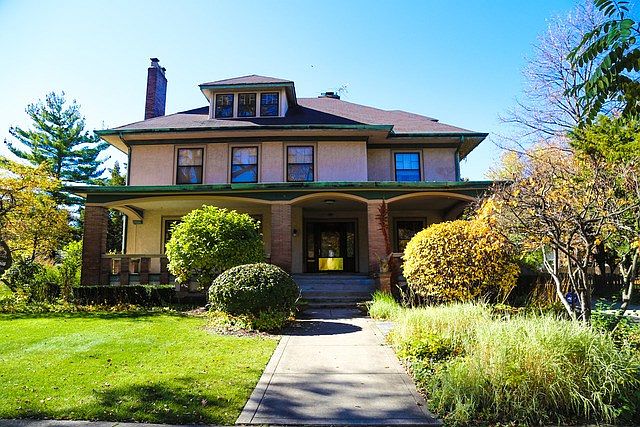 1st image of 338 6th Ave