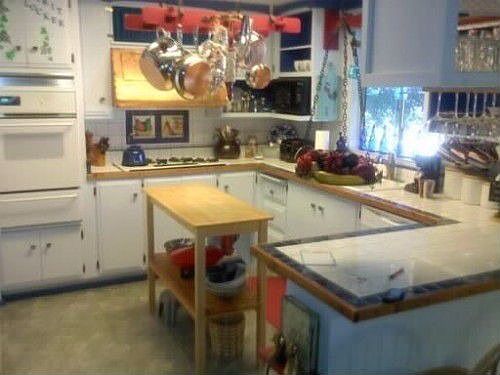 3rd image of 2700 E Valley Pkwy Space 258