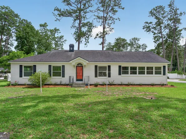 808 Seminole Trl, Waycross, GA 31501