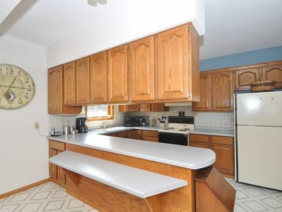 Breakfast bar