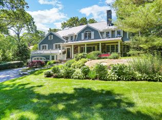8 Wildwood Dr, Greenwich, CT 06830