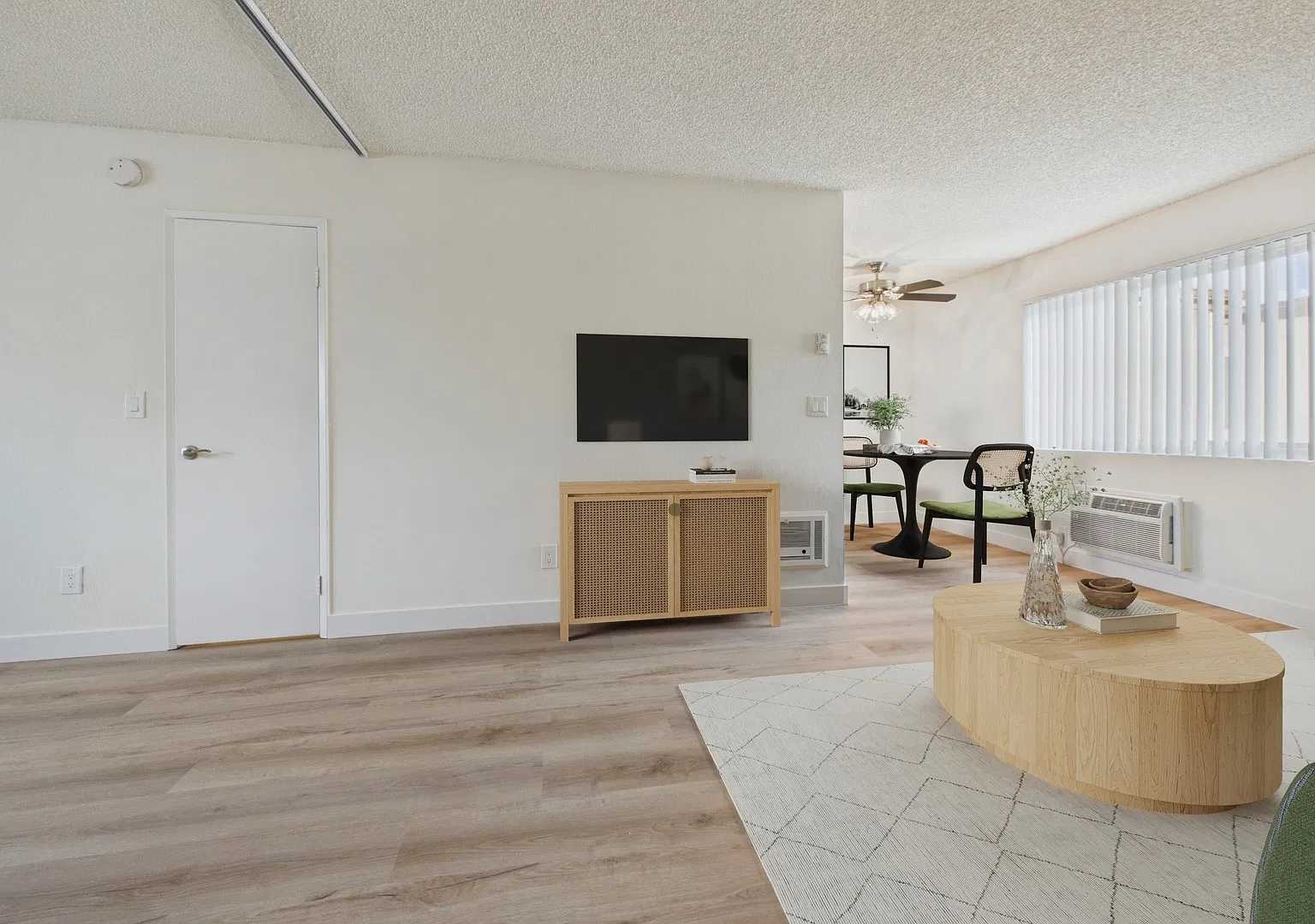Gilmore Apartments - Van Nuys — Photo 4