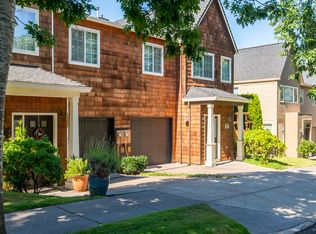 8209 SE Aspen Summit Dr UNIT 22, Portland, OR 97266