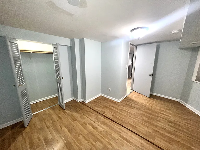 2701 E 75th Pl #G — Photo 4