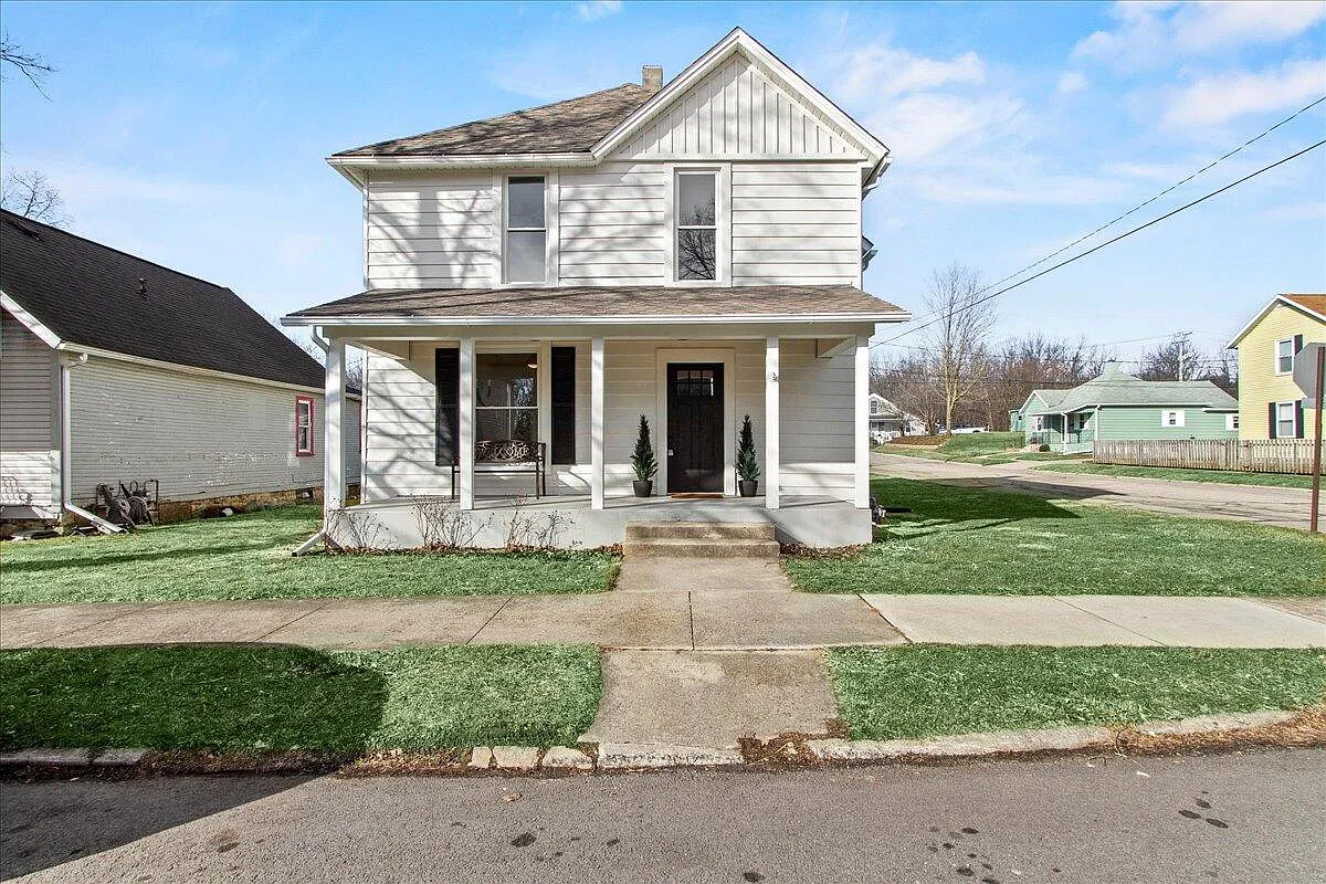 433 N Elm St photo 1