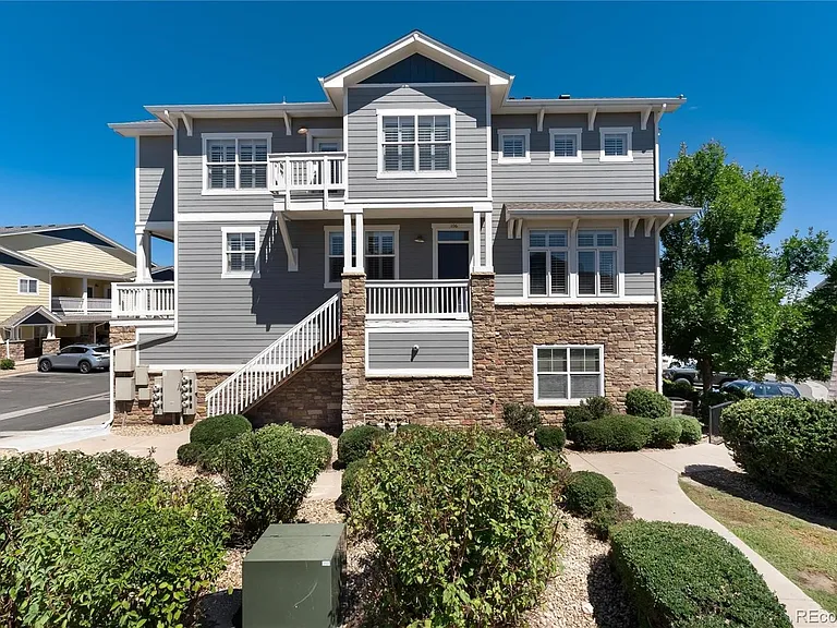 9558 Pearl Cir #106 — Photo 3