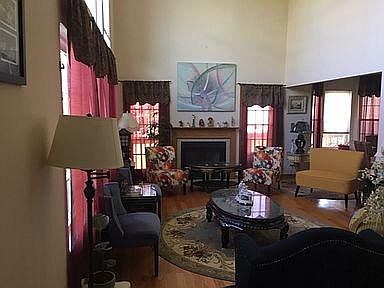 3rd image of 1015 Sweetflower Dr