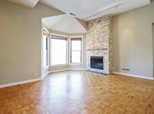 747 N Sedgwick St APT 2N, Chicago, IL 60654