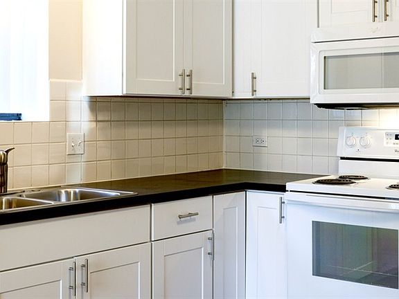5th image of 693 E Constitution Dr APT 6