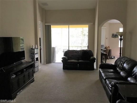 4th image of 1335 Mariposa Cir APT 202