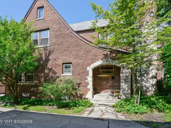2917 Lake Ave, Wilmette, IL 60091