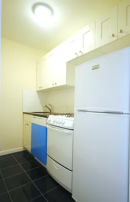 Rented by Bold New York | media 6