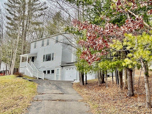 1st image of 4 Courtly Cir