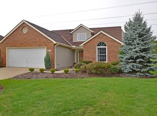 16458 N Laguardia Pkwy #20, Strongsville, OH 44136