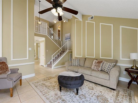 3rd image of 8506 Pine Falls Dr