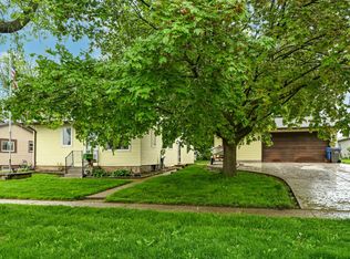 1209 Dakota St, Watertown, WI 53094