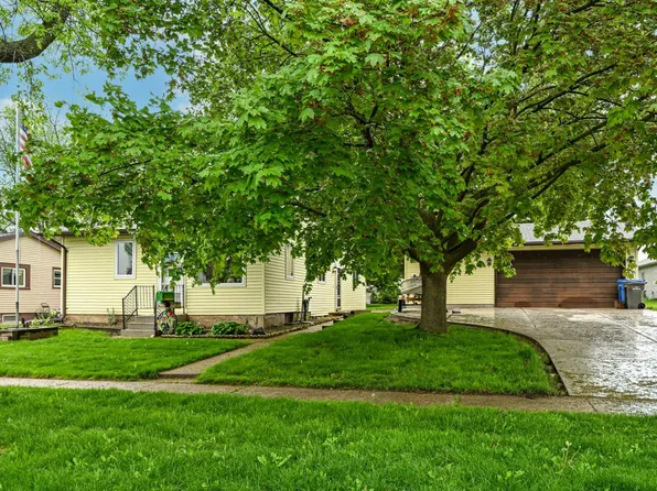 1209 Dakota STREET, Watertown, WI 53094