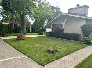 8500 Frontage Rd, Morton Grove, IL 60053