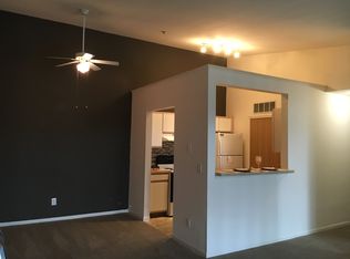 15865 Goddard Rd APT 304, Southgate, MI 48195