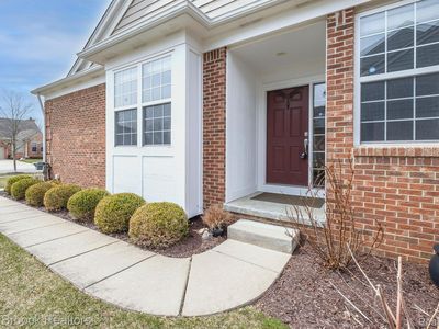 49128 Rainbow Ln S, Northville, MI, 48168