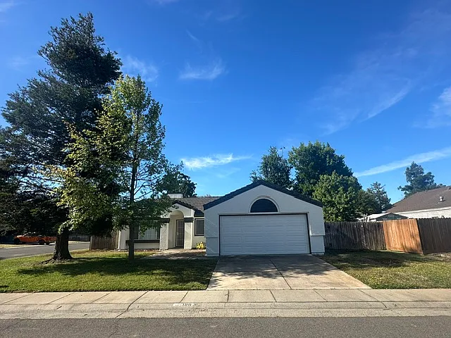 198 Cinnamon Dr — Photo 2