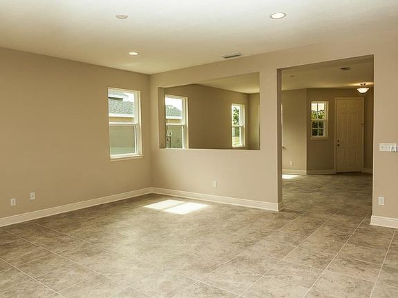2nd image of 607 Gordonia Ct