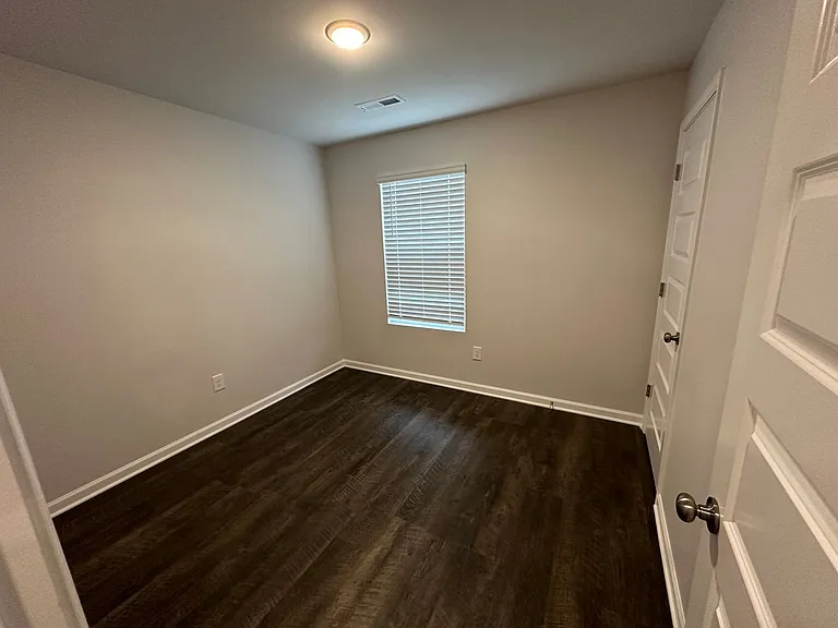 2125 Kilpatrick Ln — Photo 5