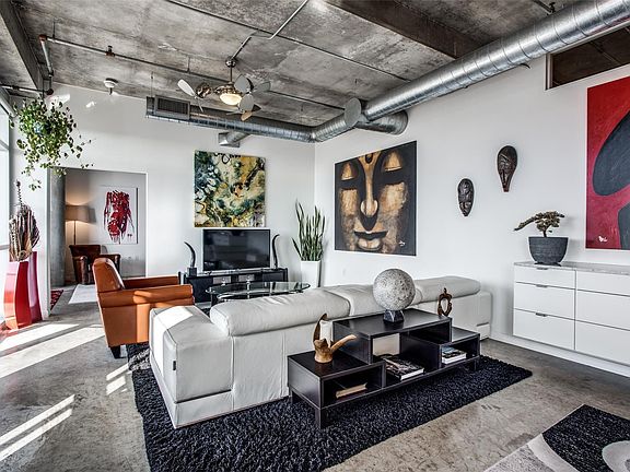 5th image of 1001 Belleview St #605
