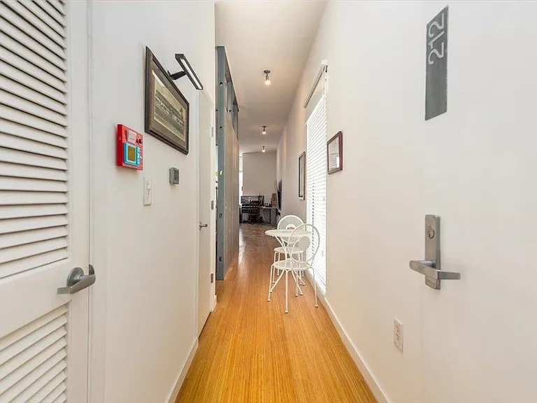 2263 Young Ave E #212 — Photo 13