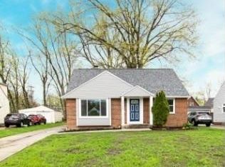 28508 Lake Shore Blvd, Willowick, OH