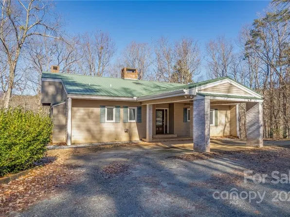 150 Walnut Ln, Columbus, NC 28722