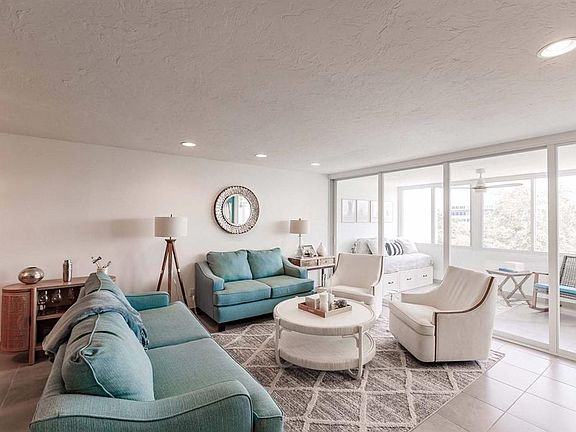 3rd image of 1125 W Peppertree Dr APT 407