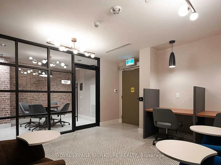 785 Dovercourt Rd #1105 — Photo 43
