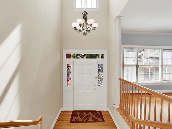 2nd image of 3029 Windy Knoll Ct