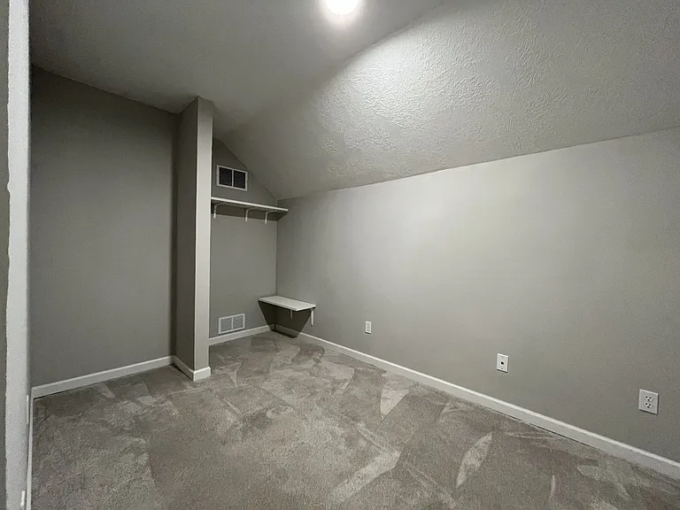 224 NW Sundown Way — Photo 58