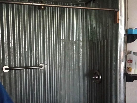 3rd image of 829-831 W Pine St