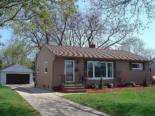 Front lawn and landscaping