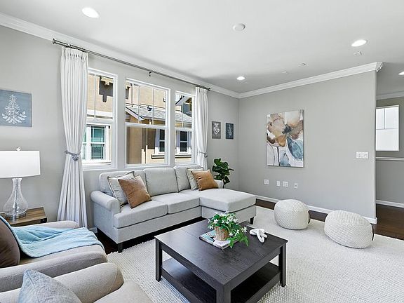 4th image of 2813 Pinnacles Ter