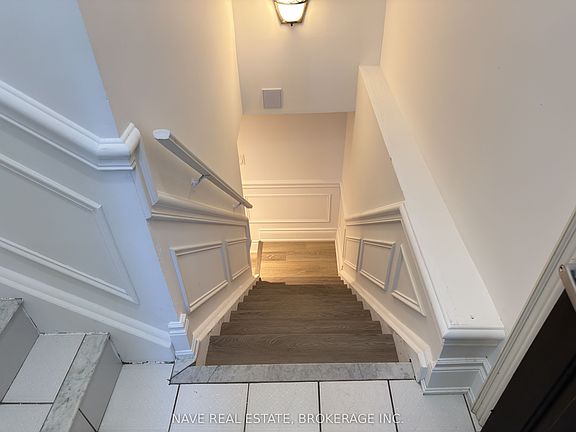 4th image of 86 Elgin Mills Rd W #Basement