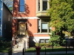 2456 N Surrey Ct, Chicago, IL 60614