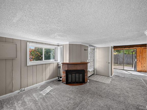 4th image of 1027 S Quitman Street