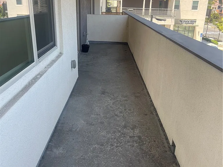 612 E Carson St #209 — Photo 12