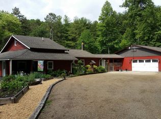 1006 Lake Ledford Rd, Franklin, NC 28734