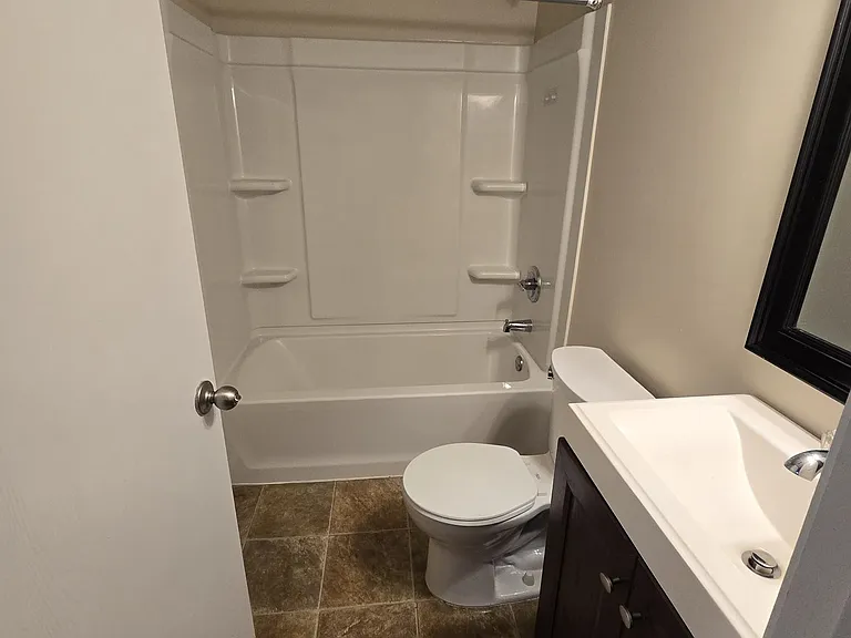 1548 Fieldview Cir — Photo 10