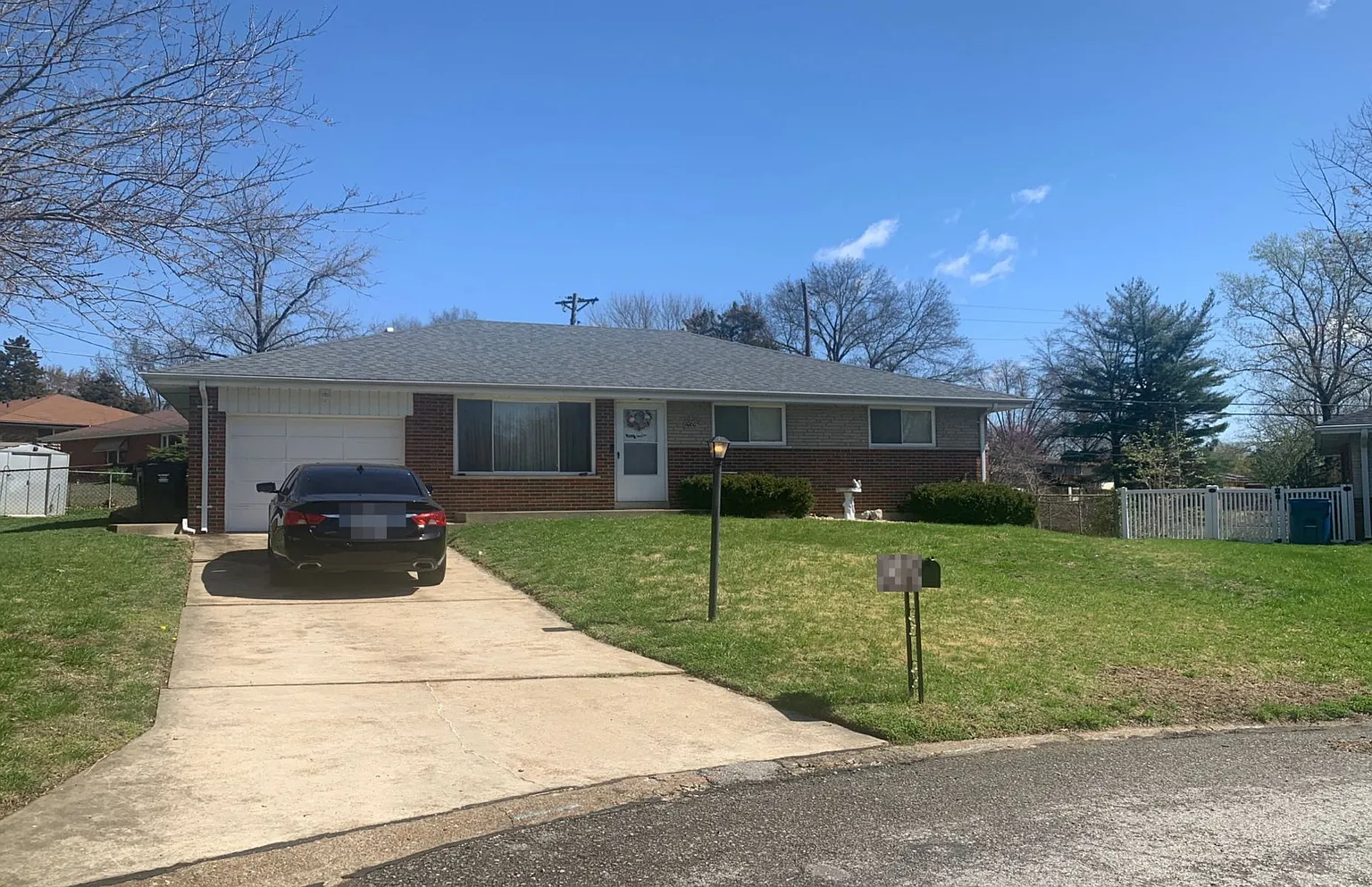 10605 Knollside Cir photo 1