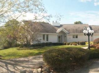 3925 Songbird Ln, Cherry Valley, IL 61016